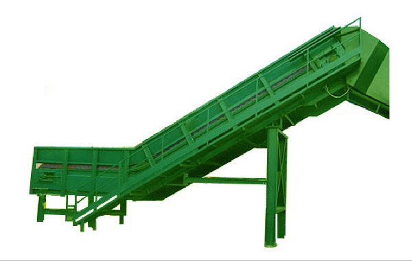 CONVEYOR FOR FERROUS WASTE AND SCRAP